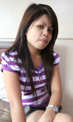 18 year old girl Agnes uncovers her perky tits as she gets completely naked